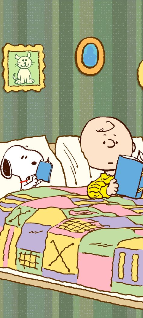 Snoopy Reading Wallpaper, Childhood Wallpaper Aesthetic, Charlie Brown Lockscreen, Vintage Snoopy Poster, Peanuts Phone Wallpaper, Old Cartoons Wallpaper, Snoopy Cute Wallpaper, Snoopy Background Wallpapers, Snoopy Lockscreen Iphone