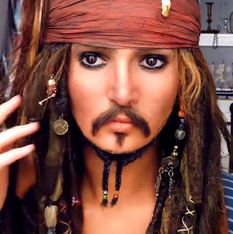 YouTube makeup artist Alyson Tabbitha, whose incredible transformation into Captain Jack Sparrow from Pirates of the Caribbean, has wowed more than 600K viewers. Follow her steps precisely to amaze your friends and family this Halloween. Get the tutorial on YouTube » Creepy Halloween Makeup Ideas, Jack Sparrow Halloween Costume, Jack Sparrow Halloween, Alyson Tabbitha, Costume Makeup Tutorial, Halloween Makeup Tutorial Easy, Amazing Halloween Costumes, Halloween Costumes Ideas, Creepy Halloween Makeup