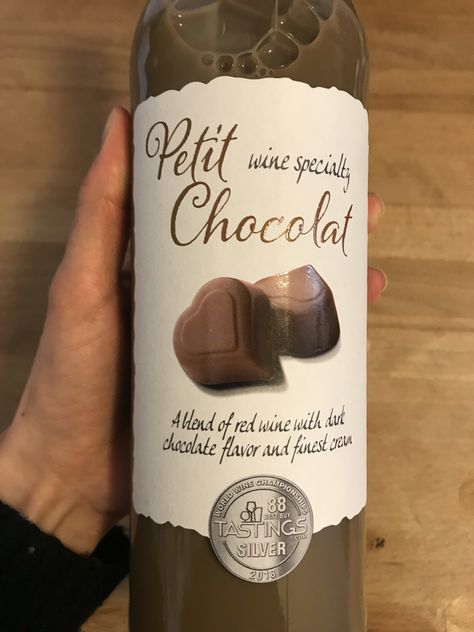 Aldi’s Chocolate wine! Wine Recipes Drink, Wine Cocktail Recipes, Red Blend Wine, Chocolate Wine, Alcoholic Cocktails, Wine Desserts, Cocktail Recipes Easy, Cigars And Whiskey, Chocolate Packaging