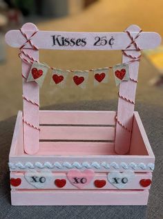 Kartu Ulang Tahun Diy, Diy Valentine's Day Decorations, Valentine Day Boxes, Diy Valentines Decorations, Valentine Projects, Diy Valentine, Diy Valentines Crafts, Valentine Box, Diy Valentines Gifts