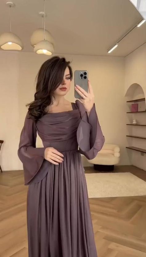 Dress For Hijab Girl, Elegant Jumpsuits For Women, Satin Modest Dress, Hijabi Dresses Soiree, Modest Party Dress, Modest Graduation Dress, English Wears, Event Dresses Classy, Jae Suk