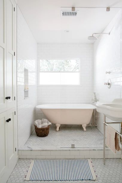 pink painted clawfoot bath tub kids bathroom by Lilly Walton Design Ojai, Ca | Portfolio (Title) Clawfoot Tub With Glass Door, Painted Clawfoot Tub, Clawfoot Tub Bathroom, Vintage Clawfoot Tub, Pink Tub, Clawfoot Tub, Bathroom Renos, Kids Bathroom, House Renovation