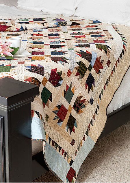 Bear Claw Quilt, Bear Tracks Quilt, Bear Paw Quilt, Quilt Pattern Download, Classic Quilts, Bear Quilts, Bear Claw, Country Quilts, Scrap Quilt Patterns