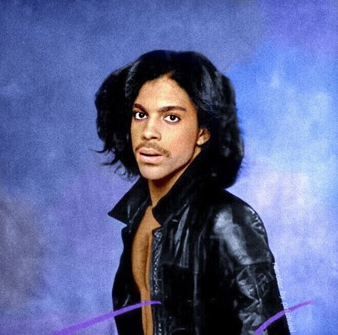 — 𝘔𝘑 & 𝘗𝘳𝘪𝘯𝘤𝘦. on Instagram: “*I wanna be your lover starts playing in the background*” Prince 1979, Prince Meme, Princes Fashion, Prince Musician, Prince Music, Prince Images, Prince Tribute, The Artist Prince, Pictures Of Prince