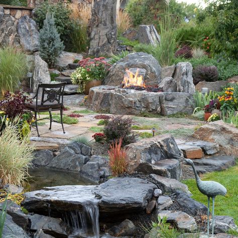 Bayside - Traditional - Landscape - New York - by David R. Lamb, Landscape Architect | Houzz Colorado Landscaping, Rustic Backyard, Small Courtyard Gardens, Artificial Lawn, Mediterranean Landscaping, Areas Verdes, Sloped Garden, Patio Shade, Backyard Paradise