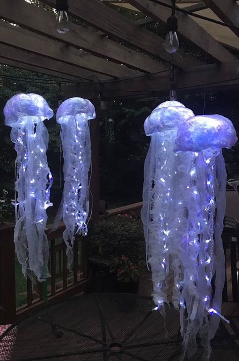 Jellyfish Party, Jellyfish Chandelier, Jellyfish Lights, Joy Birthday, Tiktok Bedroom, Hanging Jellyfish, Jellyfish Lantern, Diy Jellyfish, Outdoor Wedding Decor