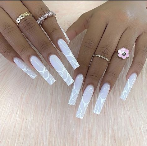 Coffin nails Long White Nails, Long Acrylic Nail Designs, White Acrylic Nails, Long Acrylic Nails Coffin, White Nail Designs, Long Square Acrylic Nails, White Nail, Square Acrylic Nails, Luxury Nails