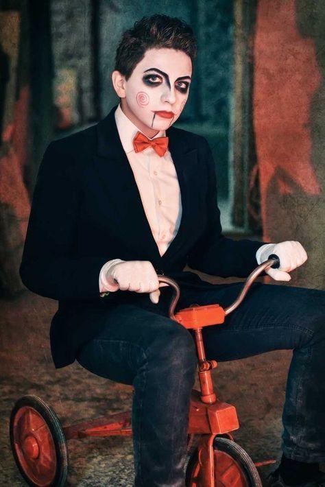 Teen Boy Halloween Costume Ideas, Cool Halloween Costumes For Men, Hallowen Costume Ideas For Men, Mens Costume Ideas, Easy Halloween Costumes Men, Saw Halloween Costume, Creepy Clown Costume, Halloween Costume Ideas For Men, Clown Costume Diy