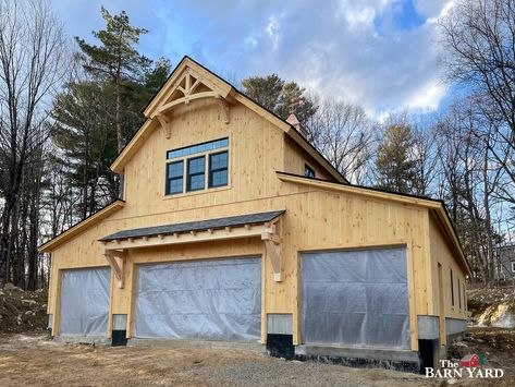 Monitor Style House, Cabin Garage, Pole Barn Ideas, Monitor Barn, Post And Beam Barn, Building A Pole Barn, Barn Plan, Timber Frame Barn, Barn Kits