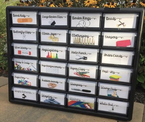 Teacher Toolbox Organizer, Toolbox Ideas, Teacher Storage, Free Classroom Printables, Organization Office, Teacher Toolbox Labels, Responsive Classroom, Education Information, Primary Teaching