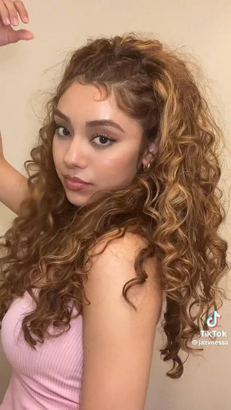 Disco Hairstyles 70s Curly, Disco Hairstyles Curly Hair, Medium Length Formal Hairstyles Curly, Wild Curly Hairstyles, Curly Hair Y2k Hairstyles, Cute Curly Hairstyles With Bangs, How To Style Curly Hair Ideas Hairstyles, 2c 3a Hairstyles, Classy Hairstyles For Curly Hair