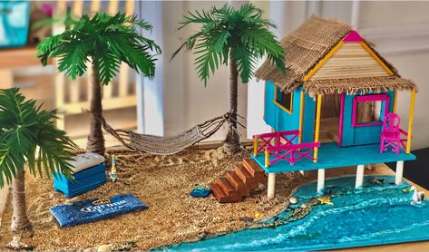 Welcome to Quarantina Island Island Miniature, Barbie Beach House, Miniature Beach House, Beach Diorama, Garden Ideas With Plastic Bottles, Popsicle House, Beach Fairy Garden, Christmas Contests, Model Display