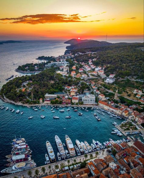 Do you miss those warm summer evenings... 🌅🥰 ・・・ 📍H V A R Town #IslandHvar by: @dronephotos_dado ・・・ Every visitor of this ancient city is sure to find his own fraction of tranquillity and magic, so generously offered by this charming place. Welcome to the city of Hvar – city with a soul! ・・・ #Hvar #potd #photooftheday #hvartown #sunset #Dalmatia #Croatia #Adriatic #Adriaticsea #Hvarisland #summer #croatiafulloflife #summervibes #pakleniislands #DiscoverDalmatia #adriaticdream #VisitHvar #Vis Croatia Sunset, Vis Island, Hvar Island, Dalmatia Croatia, Hvar Croatia, Dominic Cooper, City Sunset, Sunset City, Island City