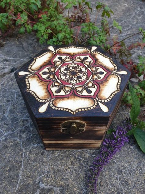 Mandala Pyrography Painted Hexagonal Wooden Keepsake Box - Etsy Stash Box Painting Ideas, Hand Burn, Wood Burning Crafts, Wooden Keepsake Box, Stash Box, Wood Burning Art, Wooden Storage Boxes, Boho Home Decor, Painted Boxes