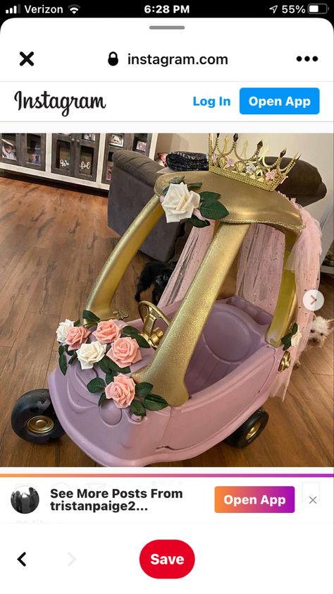 Cozy Coupe Makeover Girl, Diy Princess Carriage Stroller, Lil Tikes Car Makeover, Painting Cozy Coupe Cars, Little Tike Car Makeover, Stroller Halloween, Stroller Halloween Costumes, Toy Makeover, Car Makeover