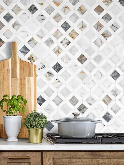 17  Beige Backsplash Tiles ( WARM & INVITING ) - Beige Tiles Diamond Backsplash, Marble Backsplash Kitchen, Honey Oak Cabinets, Grey Backsplash, Color Marble, Bathroom Shower Walls, Mosaic Tile Backsplash, Diamond Tile, Herringbone Backsplash