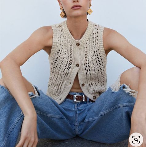 Sleeveless Cardigan Outfit, Crochet Knit Vest, Summer Knitwear, Y2k Outfit Ideas, Sweater Vests, Fall Sweater, Casual Vest, Summer Knitting, Vest Fashion