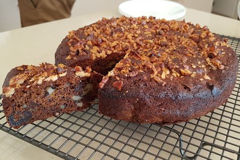 Banana And Date Loaf, Date And Walnut Loaf, Date Loaf, Date And Walnut, Banana Walnut Cake, Date And Walnut Cake, Walnut Loaf, Sticky Date, Banana Dessert Recipes