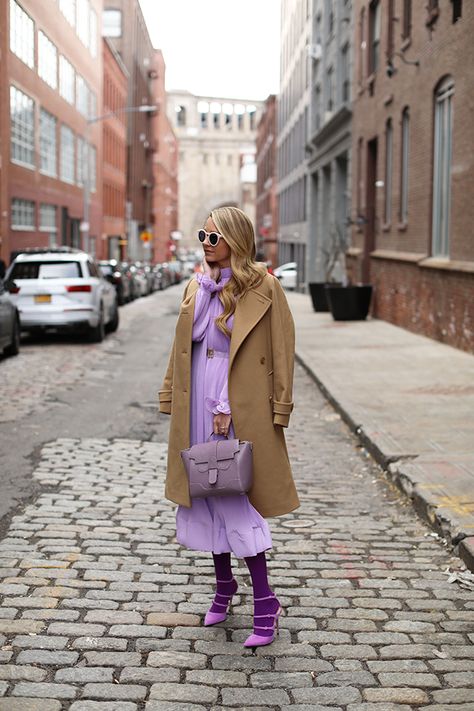 Lilac and tan // great color combinations for fall. Click through to see more! #lilac #colorcombos #tibi Lilac Skirt Outfit Color Combos, Purple Leggings Outfit Casual, Purple Leggings Outfit, Outstanding Outfits, Leggings Outfit Casual, Blair Eadie, Monochromatic Fashion, Atlantic Pacific, Hijab Look