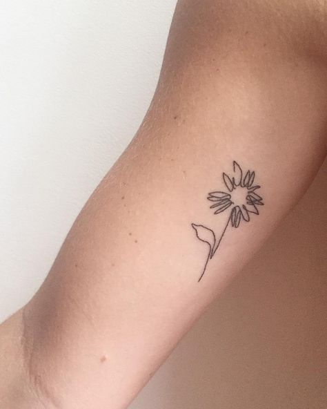 Gracie Tattoo, Ink Poisoning, One Line Tattoo, Body Decoration, Small Sunflower, Daisy Tattoo, Stick N Poke Tattoo, Delicate Tattoo, Sunflower Tattoos