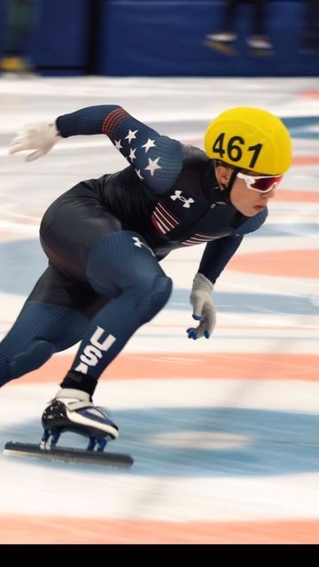 Speed Skating Aesthetic, Olympic Fashion, Artist Portraits, Suits Usa, T Track, Speed Skating, Skating Aesthetic, Speed Skates, World Cup Qualifiers