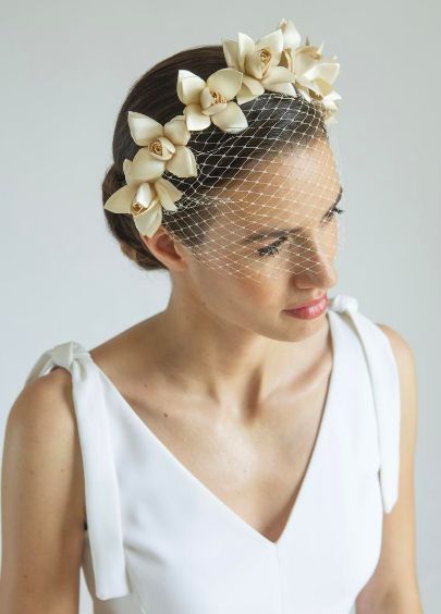 birdcage veil Vintage Wedding Veil, Birdcage Veil Wedding, Veil Blusher, Floral Fascinator, Net Veil, Cage Veil, Birdcage Veils, Bridal Birdcage Veils, Wedding Veil Vintage