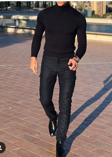 Man In Black, Mens Fashion Smart, Mens Fashion Classy, Sharp Dressed Man, Stylish Mens Outfits, Men’s Suits, Black On Black, Men Fashion Casual Outfits, Black Men Fashion