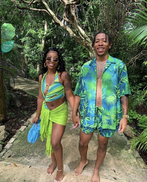 Matching Couple Cruise Outfits, Black Couples Vacation Outfits, Vacation Couple Outfits, Color Cordinate Outfit Couple, Vacation Outfits Couple, Couples Summer Outfits, Baecation Fits, Couple Vacation Outfits, Couples Vacation Outfits