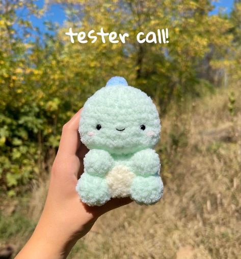 loretta 🫧 (@lorettaloops) • Instagram photos and videos Dino Plushie Crochet, Dino Crochet Pattern, Plushie Crochet Pattern, Dino Plushie, Dino Crochet, Plushies Kawaii, Dino Pattern, Crochet Stuffies, Plushie Crochet