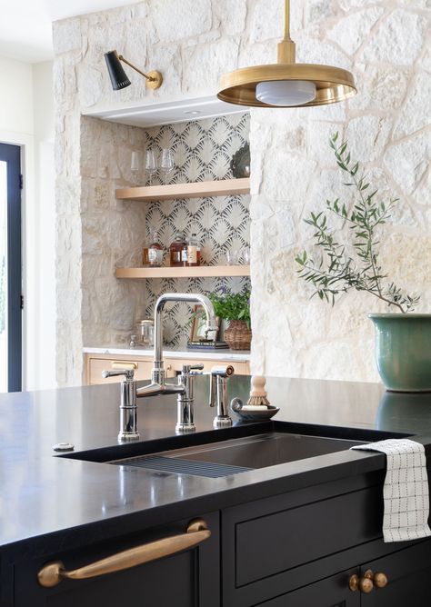 Project Reveal: Shavano Park Kitchen | Alison Giese Interiors Alison Victoria Kitchen, Victoria Kitchen, Hutch Styling, Alison Victoria, British Kitchen, Dish Display, Chicago House, Fresh Kitchen, Timeless Interiors