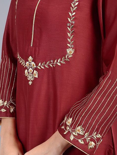 230+ Latest Kurti Neck Designs For Salwar Suit (2022) Images with Patterns Embroidery Lazy Daisy, Vintage Embroidery Patterns, Embroidery Patterns Ideas, Daisy Stitch, Embroidery Suits Punjabi, Chanderi Kurta, Lazy Daisy Stitch, Hand Embroidery Dress, Neck Designs For Suits