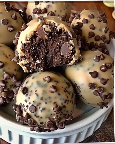 Chocolate Cookie Dough Brownie Bombs Recipe Brownie Bomb, Chocolate Chip Cookie Dough Brownies, Cookie Dough Brownies, Gooey Brownies, Chocolate Cookie Dough, Chewy Brownies, Chocolate Shells, Soft Cookie, Cookie Ideas