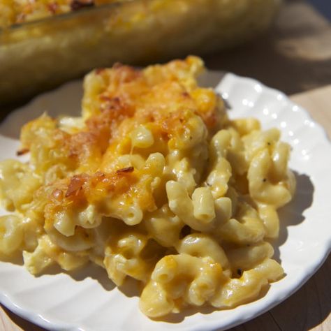 Monique's Macaroni and Cheese Southern Baked Macaroni And Cheese Recipe, Southern Baked Macaroni And Cheese, Baked Macaroni And Cheese Recipe, Baked Macaroni And Cheese, Divas Can Cook, Macaroni Cheese Recipes, Macaroni And Cheese Recipe, Macaroni N Cheese Recipe, Baked Mac N Cheese