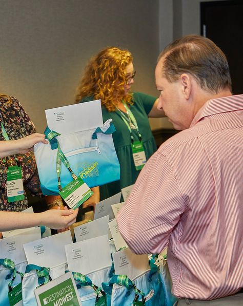 Bringing people together and creating unforgettable experiences - that's what events are all about! ❤️ Your registration table sets the tone for your entire event. Create a more personal experience with welcome bags filled with branded goodies. ✨  #eventprofs #meetingsandevents #eventplanner #custombadges #registrationdeskideas Registration Desk, Registration Table, Event Registration, Desk Ideas, Table Sets, Custom Badges, Welcome Bags, People Together, Goodie Bags