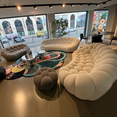 Latest Sofa Designs, Luxury Sofa Design, Wooden Sofa Designs, Modern Sofa Living Room, Luxury Furniture Living Room, Modern Sofa Designs, Roche Bobois, Living Room Sofa Design, Elegant Sofa