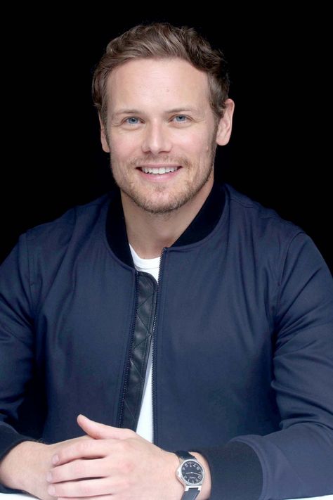 Sam Heughan Actor, Sam Hueghan, Sam Heugan, Sam Heughan Caitriona Balfe, Jamie Fraser Outlander, Sam Heughan Outlander, Sam And Cait, Outlander Jamie, Jamie And Claire