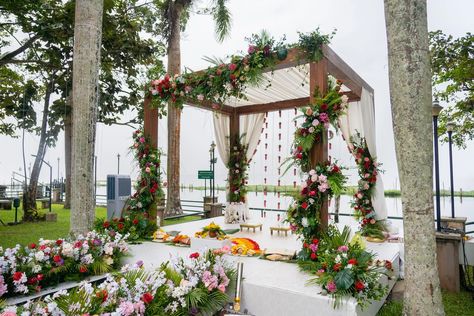 North Indian style mandap decor with floral | Gallery Floral Mandap Decor, Floral Mandap, Flower Garland Wedding, Romantic Backdrop, Mandap Decor, Wedding Mandap, Wedding Stage Decorations, Flower Garland, Garland Wedding