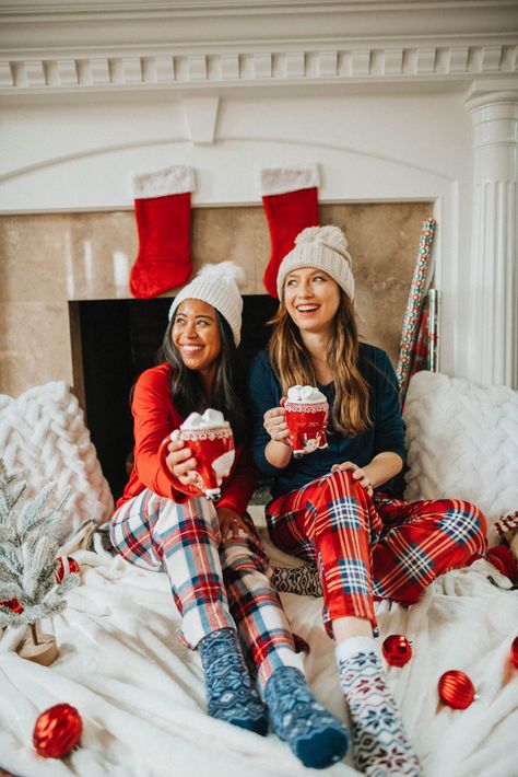 sitting in front of the fire place for holiday photos - christmas pajamas - image from www.emmasedition.com - copyright @emmasedition Christmas Pajama Pictures Friends, Friends Holiday Pictures, Christmas Picture Ideas With Friends, Holiday Pajama Photo Shoot, Holiday Friends Photos, Holiday Shoot Ideas, Christmas Friend Pictures, Christmas Pictures Best Friends, Best Friend Christmas Pictures