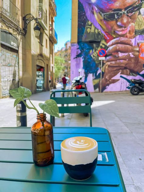 Best Coffee in Barcelona: 8 Boutique Coffee Shops You'll Love Coffee Barcelona, Coffee Shops Barcelona, Barcelona Cafe Aesthetic, Barcelona Coffee, Barcelona Coffee Shop, Barcelona Shopping, Barcelona Cafe, El Born Barcelona, Quick Coffee