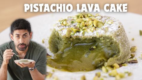 Pistachio Lava Cake Recipe White Chocolate And Pistachio, Pistachio Recipes Desserts, Pistachio Paste, Lava Cake Recipe, Plum Crumble, Blueberry Cheesecake Recipe, Pistachio Dessert, Pistachio Cheesecake, No Bake Blueberry Cheesecake