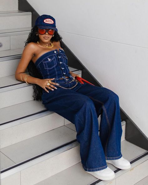 Denim To Denim Outfit, Styling A Denim Dress, All Denim Outfits For Black Women, Denim Over Denim Outfit, Black Woman Fashion Aesthetic, Denim On Denim Outfit Black Women, Outfits To Wear With Jeans, Denim Outfit Black Women, Denim Photoshoot Ideas