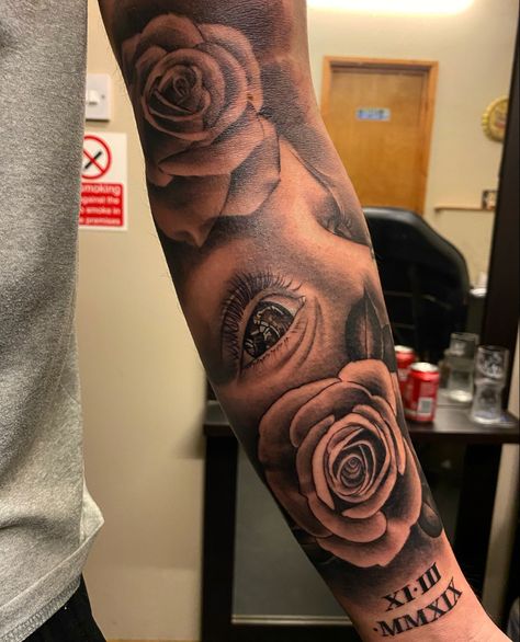 Daughter Eyes Tattoo, Rose Daughter Tattoo, Rose With Eye Tattoo, Eye With Rose Tattoo, Rose With Eye Tattoo Design, Damask Rose Tattoo, Simple Tattoos For Guys, Tattoo Stencil Outline, Sleeves Ideas