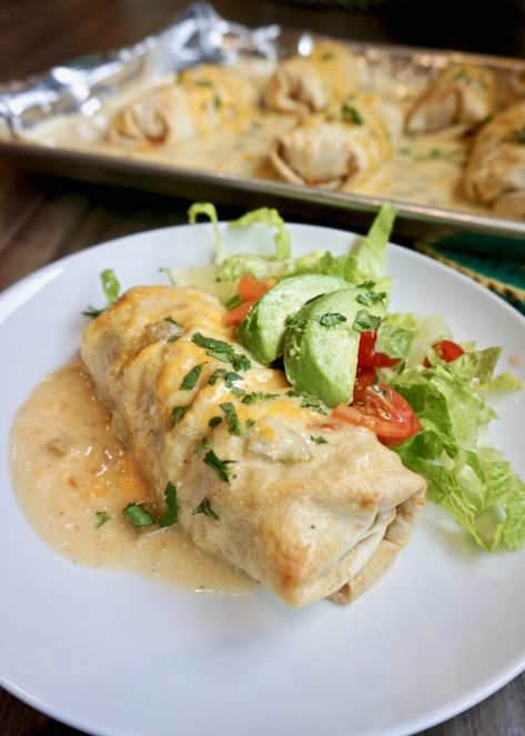 Smothered Chicken Burrito Recipe, Chili Burrito Recipe, Elote Cart, Smothered Chicken Burritos, Smothered Burrito, Chicken Salsa Verde, Burrito Sauce, Beef Burrito Recipe, Pioneer Woman Chicken