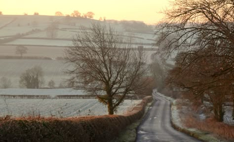 English Countryside Winter, Winter In England, English Autumn, Winter Countryside, Winters Morning, British Winter, English Winter, England Autumn, Pictures Of England