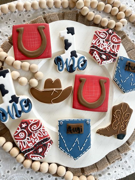 My first rodeo decorated sugar cookies Western Birthday Cookies, Rodeo Cookies, Western 1st Birthday, 1st Birthday Cookies, Rodeo Baby, Rodeo Birthday Parties, Western Birthday Party, Farm Theme Birthday, Cowboy Cookies