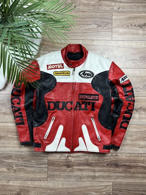 🏁 90’S DUCATI VINTAGE BIG LOGO MOTO RACING LEATHER JACKET Ducati Jacket, Racing Leather Jacket, Logo Moto, Red Leather Moto Jacket, Motor Jacket, Red Clothes, Guys Clothing Styles, Racing Jacket, Jackets Men Fashion