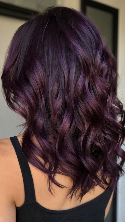 Fall hair colors dark Mahogany Highlights, Hair Colors For Dark Hair, Burgundy Brown Hair, Fall Hair Colors Dark, Hair Colors Dark, Dark Burgundy Hair, Dark Fall Hair Colors, Dark Fall Hair, Chestnut Hair