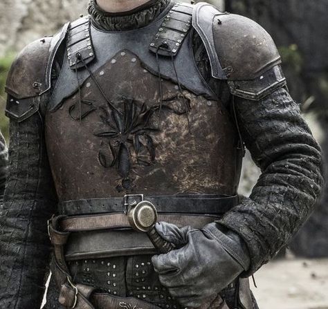 House Greyjoy armor Greyjoy Armor, Theon Greyjoy, Sansa Stark, Fantasy Aesthetic, A Song Of Ice And Fire, Medieval Fantasy, Winter Is Coming, Larp, Mountain Backpack