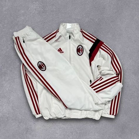 Adidas Logo Hooded Track Jacket For Streetwear, Adidas Hooded Track Jacket Sportswear, Red Adidas Tracksuit, Adidas Technical Long Sleeve Track Jacket, Adidas Moisture-wicking Track Jacket For Streetwear, Photographie Indie, Ac Milan, Outfit Aesthetic, Athletic Outfits