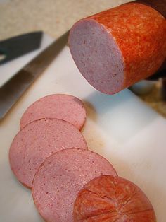 Tangy Pork Roll Time Again! Many photos...beware! Taylor Pork Roll, Breakfast Meats, Deli Meat Recipes, Country Sausage, Making Sausage, Meat Curing, Cured Meat Recipes, Sausage Making Recipes, Home Made Sausage